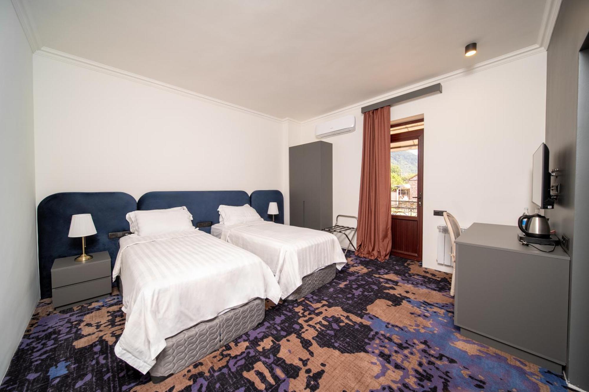 Hotel Qefilyan Sanain Dış mekan fotoğraf
