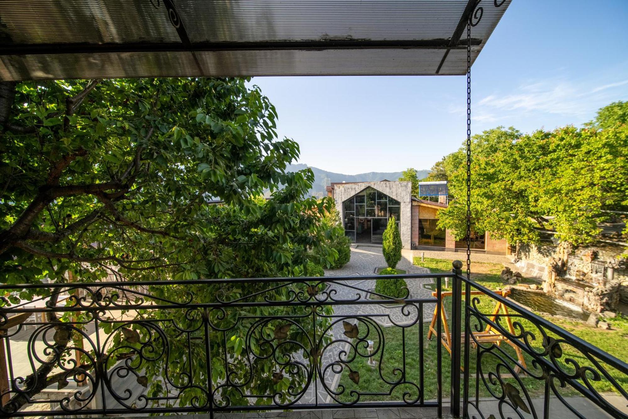Hotel Qefilyan Sanain Dış mekan fotoğraf