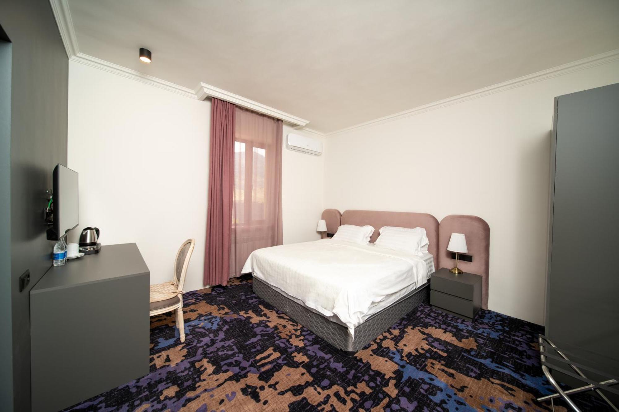 Hotel Qefilyan Sanain Dış mekan fotoğraf