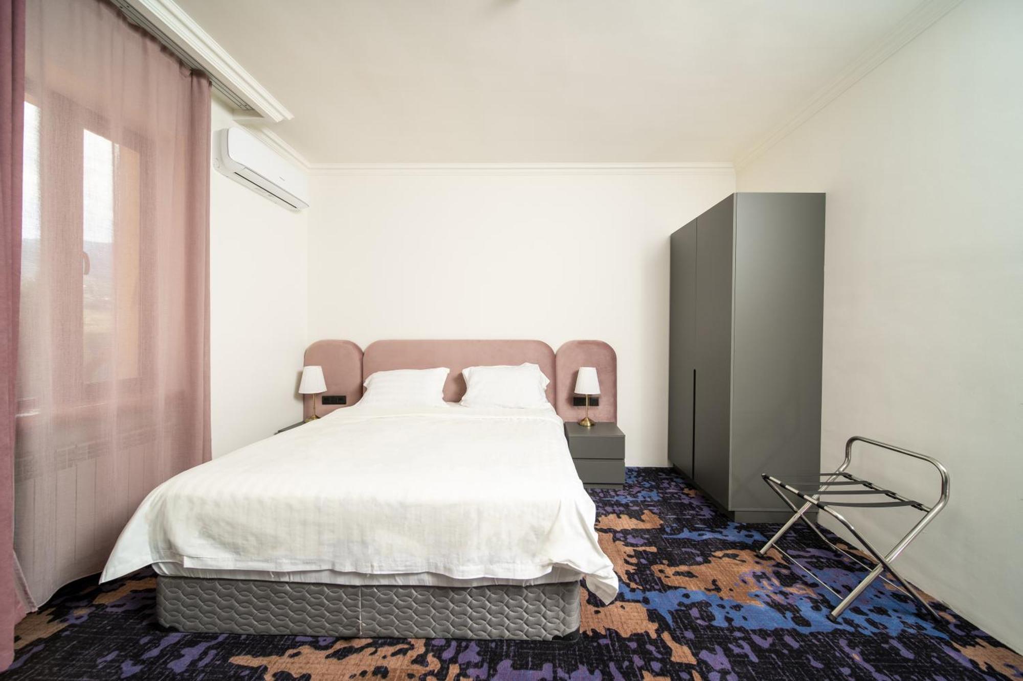 Hotel Qefilyan Sanain Dış mekan fotoğraf